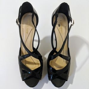 Kate Spade black patent leather platform heels 8.5